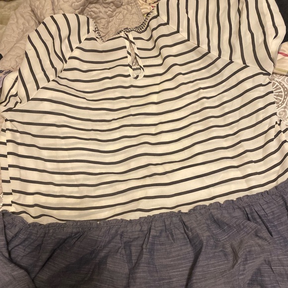 Jolt shirt - Picture 1 of 5